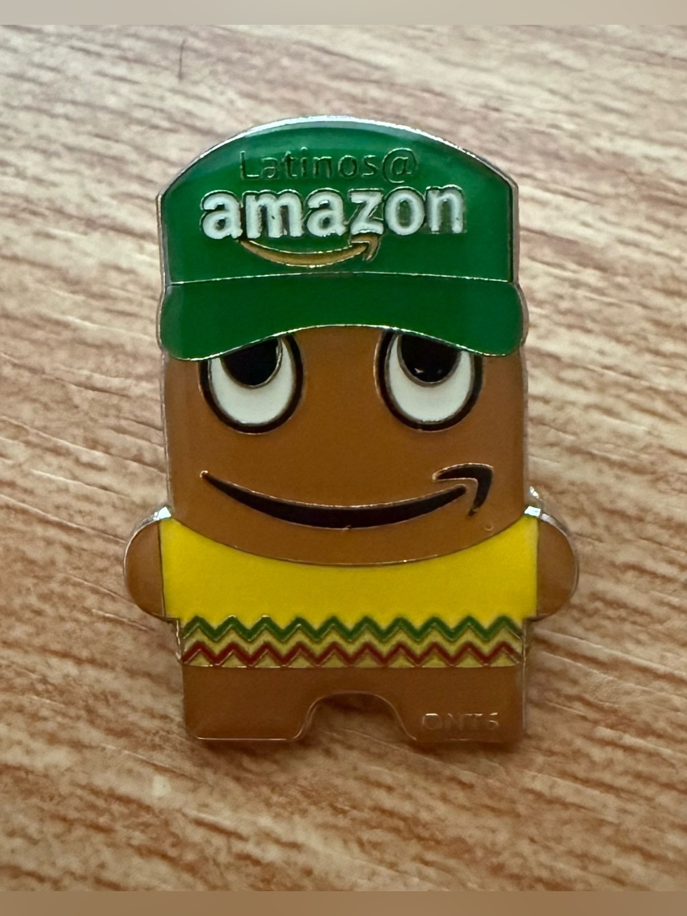 Amazon employee “Latinos Amazon” Peccy pin